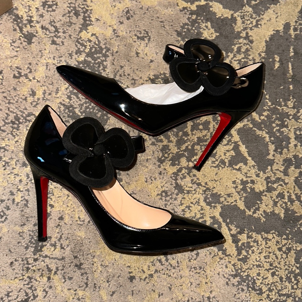 Christina Louboutin Pensee